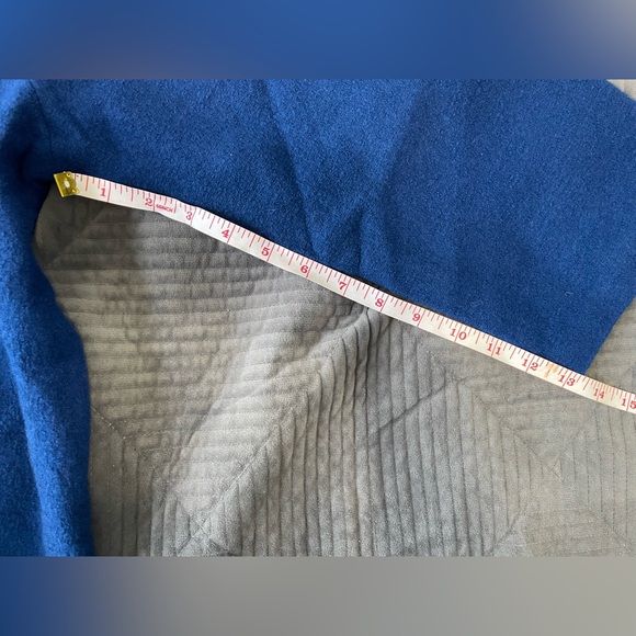 New Karl Lagerfeld Wool Blend Cape with Sleeves Size Extra Large - Picture 6 of 7